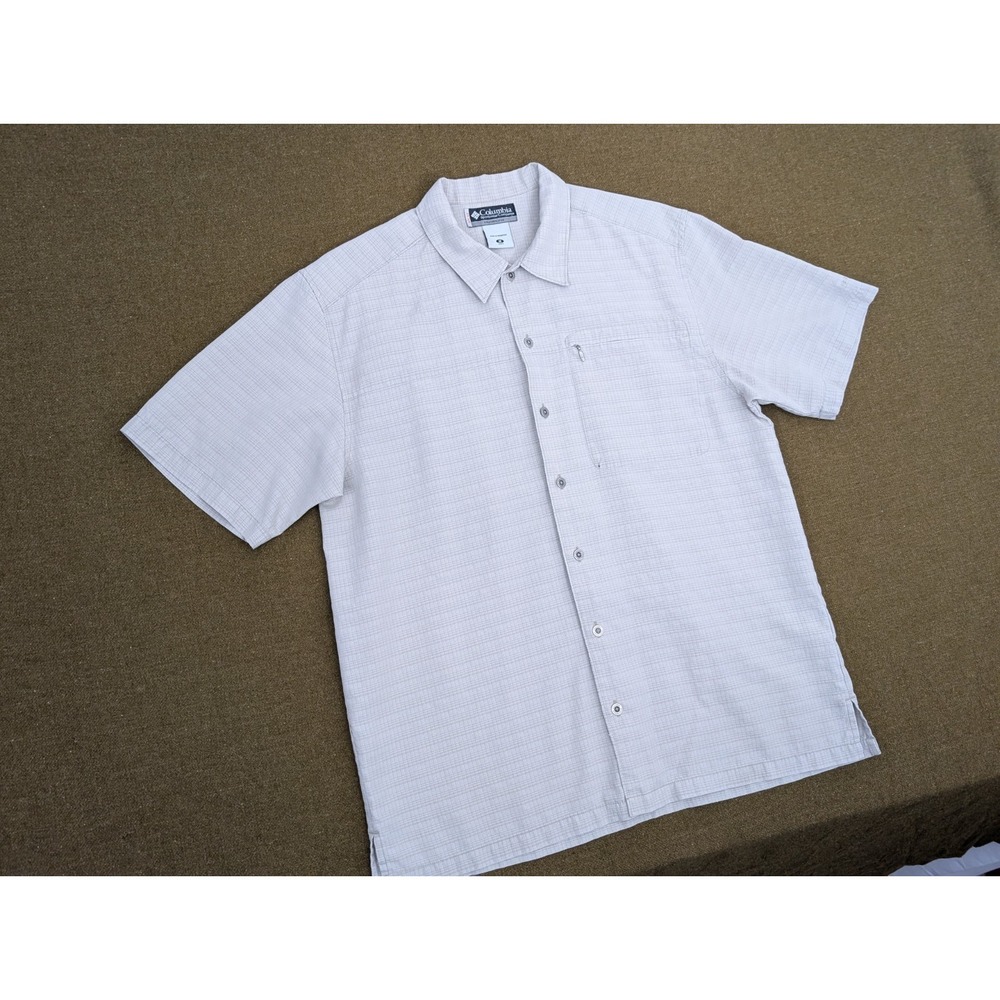 Columbia XCO Hiking Hunting Short Sleeve Beige Button Up Shirt Medium